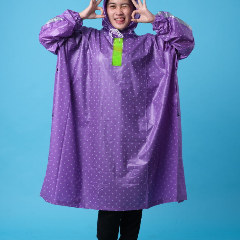 Jas Hujan Polkadot Master Ungu tampak depan 02